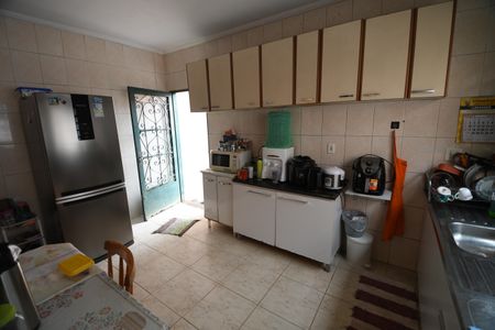 Casa à venda com 120m², 4 quartos e 2 vagasCozinha