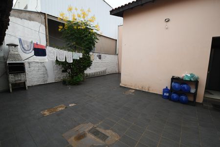 Casa à venda com 120m², 4 quartos e 2 vagasQuintal / Churrasqueira