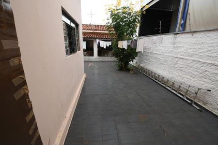 Casa à venda com 120m², 4 quartos e 2 vagasQuintal
