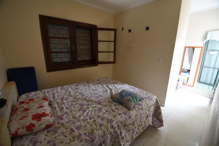 Casa à venda com 120m², 4 quartos e 2 vagasQuarto 3 - Suíte