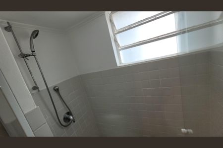 Apartamento à venda com 110m², 3 quartos e 1 vaga Apartamento à venda com 110m², 3 quartos e 1 vagaBanheiro da Suíte 1