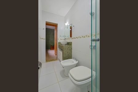 Casa à venda com 208m², 3 quartos e 2 vagasBanheiro da Suíte