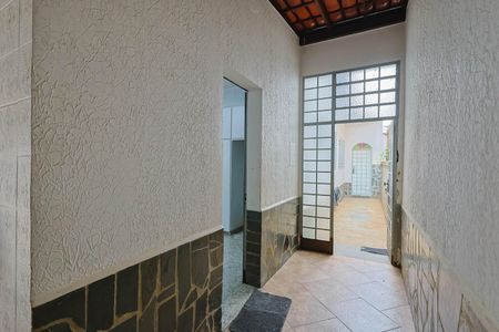 Casa à venda com 208m², 3 quartos e 2 vagasÁrea de Serviço