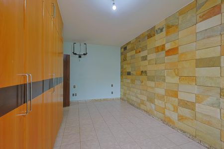 Casa à venda com 208m², 3 quartos e 2 vagasQuarto 1