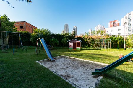 Apartamento à venda com 75m², 2 quartos e 1 vaga Apartamento à venda com 75m², 2 quartos e 1 vagaÁrea comum - Playground