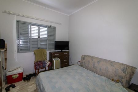 Casa à venda com 250m², 3 quartos e 2 vagas Casa à venda com 250m², 3 quartos e 2 vagasQuarto 2