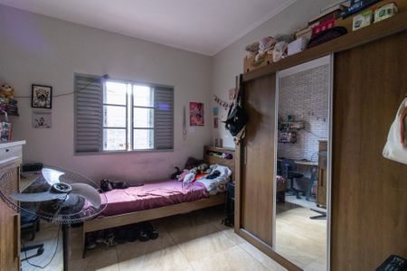 Casa à venda com 250m², 3 quartos e 2 vagas Casa à venda com 250m², 3 quartos e 2 vagasQuarto 1