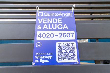 Casa à venda com 250m², 3 quartos e 2 vagas Casa à venda com 250m², 3 quartos e 2 vagasPlaca