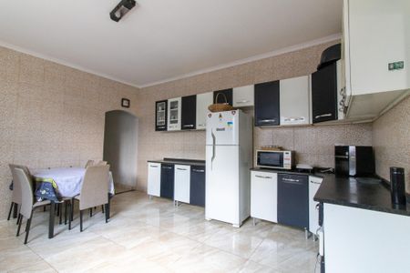 Casa à venda com 250m², 3 quartos e 2 vagas Casa à venda com 250m², 3 quartos e 2 vagasCozinha