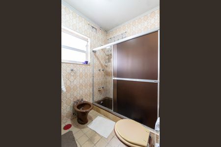 Casa à venda com 390m², 5 quartos e 4 vagas Casa à venda com 390m², 5 quartos e 4 vagasBanheiro da Suíte