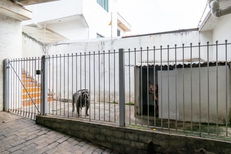 Casa à venda com 390m², 5 quartos e 4 vagas Casa à venda com 390m², 5 quartos e 4 vagasCanil