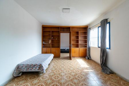 Casa à venda com 390m², 5 quartos e 4 vagas Casa à venda com 390m², 5 quartos e 4 vagasSuíte da Edicula