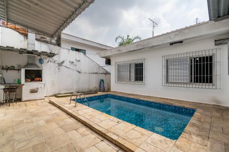 Casa à venda com 390m², 5 quartos e 4 vagas Casa à venda com 390m², 5 quartos e 4 vagasPiscina