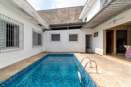 Casa à venda com 390m², 5 quartos e 4 vagas Casa à venda com 390m², 5 quartos e 4 vagasPiscina