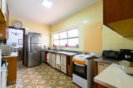 Casa à venda com 390m², 5 quartos e 4 vagas Casa à venda com 390m², 5 quartos e 4 vagasCozinha