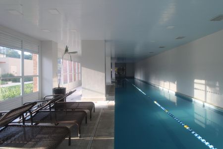 Apartamento à venda com 81m², 2 quartos e 1 vagaÁrea comum - Piscina coberta