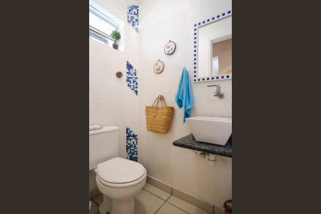 Casa à venda com 162m², 3 quartos e 3 vagasLavabo