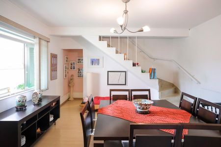 Casa à venda com 162m², 3 quartos e 3 vagasSala