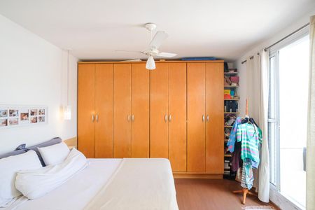 Casa à venda com 162m², 3 quartos e 3 vagasSuíte