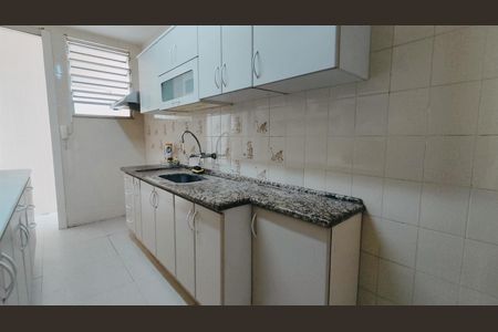 Casa à venda com 76m², 2 quartos e sem vaga