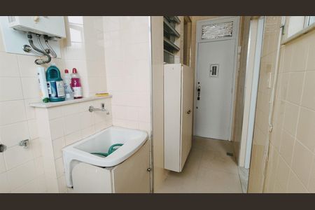 Casa à venda com 76m², 2 quartos e sem vaga