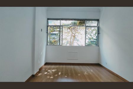 Casa à venda com 76m², 2 quartos e sem vaga