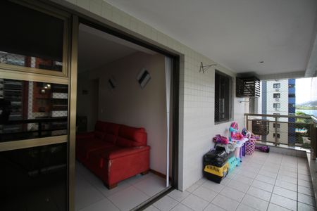 Apartamento para alugar com 80m², 3 quartos e 1 vagaVaranda