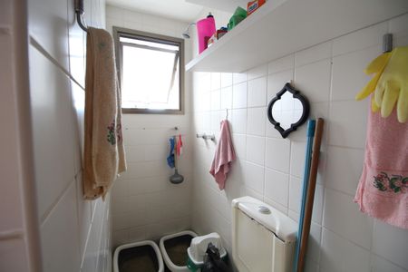 Apartamento para alugar com 80m², 3 quartos e 1 vagaÁrea de Serviço