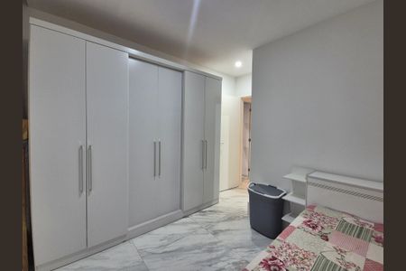 Casa de condomínio à venda com 350m², 3 quartos e 2 vagasSuite 2