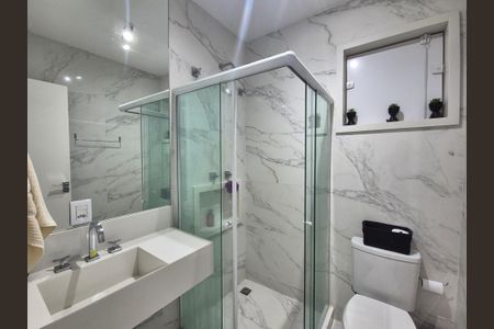 Casa de condomínio à venda com 350m², 3 quartos e 2 vagasBanheiro da Suíte 2