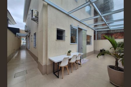 Casa de condomínio à venda com 350m², 3 quartos e 2 vagasÁrea externa