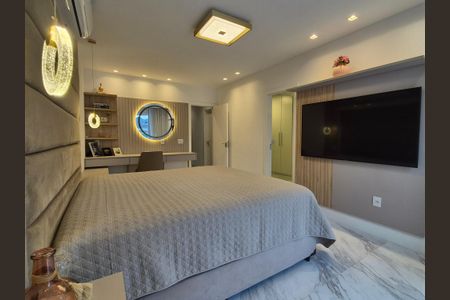 Casa de condomínio à venda com 350m², 3 quartos e 2 vagasSuite 1