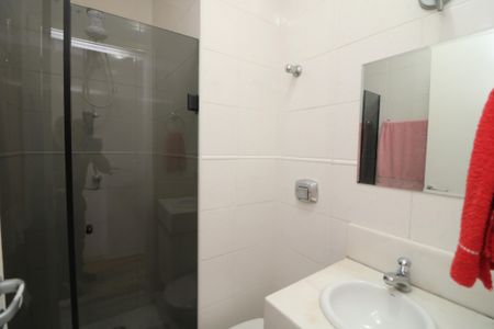 Casa de condomínio à venda com 86m², 2 quartos e 2 vagasBanheiro da Suíte