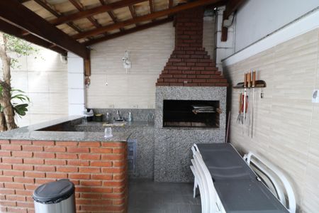 Casa de condomínio à venda com 86m², 2 quartos e 2 vagasÁrea comum - Churrasqueira