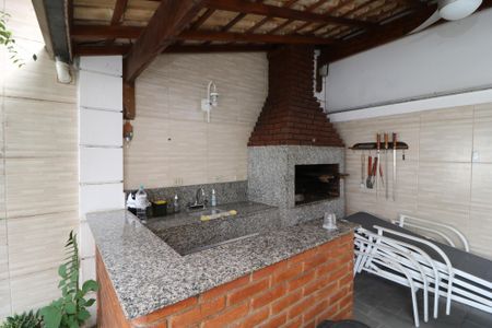 Casa de condomínio à venda com 86m², 2 quartos e 2 vagasÁrea comum - Churrasqueira