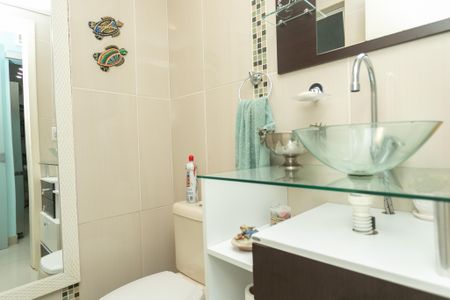 Casa de condomínio à venda com 300m², 2 quartos e 2 vagas Casa de condomínio à venda com 300m², 2 quartos e 2 vagasLavabo