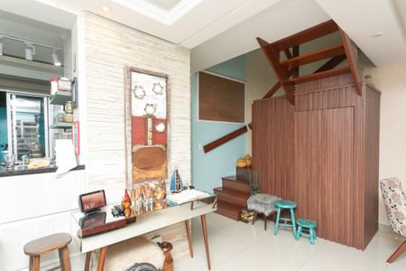 Casa de condomínio à venda com 300m², 2 quartos e 2 vagas Casa de condomínio à venda com 300m², 2 quartos e 2 vagasSala