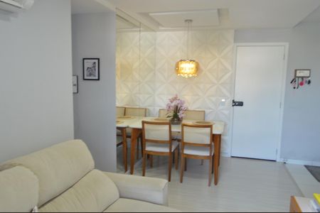 Apartamento à venda com 60m², 2 quartos e 1 vaga Apartamento à venda com 60m², 2 quartos e 1 vagaSala
