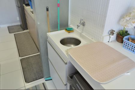 Apartamento à venda com 60m², 2 quartos e 1 vaga Apartamento à venda com 60m², 2 quartos e 1 vagaÁrea de Serviço