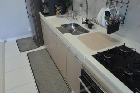 Apartamento à venda com 60m², 2 quartos e 1 vaga Apartamento à venda com 60m², 2 quartos e 1 vagaCozinha