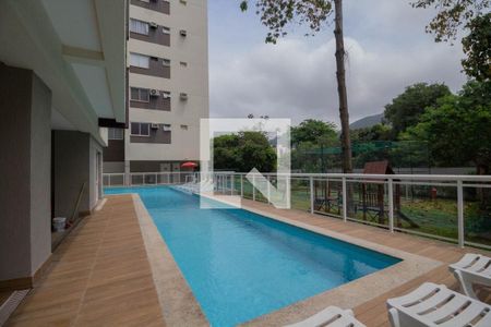 Apartamento à venda com 60m², 2 quartos e 1 vaga Apartamento à venda com 60m², 2 quartos e 1 vagaÁrea comum - Piscina