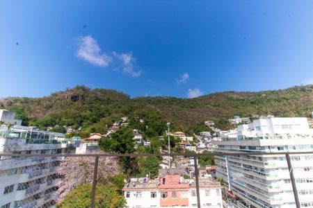 Apartamento à venda com 249m², 4 quartos e 3 vagas Apartamento à venda com 249m², 4 quartos e 3 vagasVista Cobertura
