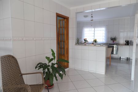 Casa à venda com 300m², 1 quarto e 1 vagaÁrea de Serviço