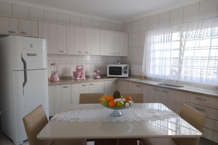 Casa à venda com 300m², 1 quarto e 1 vagaCozinha