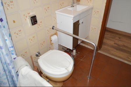 Casa à venda com 150m², 4 quartos e 2 vagasBanheiro inferior