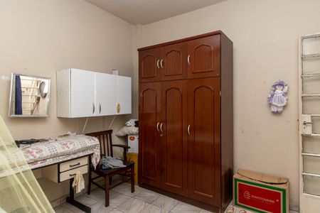 Casa à venda com 300m², 5 quartos e 3 vagasQuarto 2 Casa 1