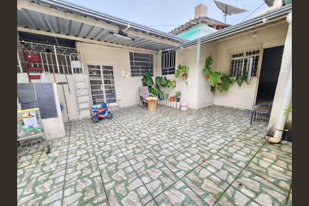 Casa à venda com 300m², 3 quartos e 3 vagas Casa à venda com 300m², 3 quartos e 3 vagasQuintal