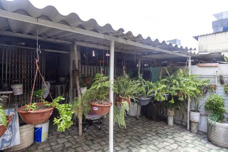 Casa à venda com 300m², 5 quartos e 3 vagasQuintal