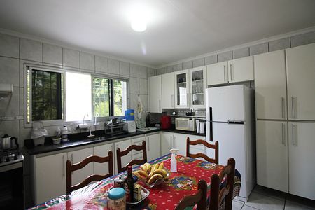 Casa à venda com 127m², 4 quartos e 3 vagasCozinha Casa 2