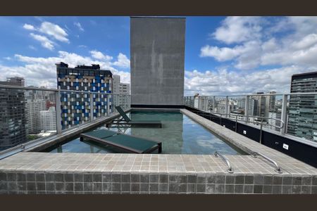 Studio para alugar com 28m², 1 quarto e sem vaga Studio para alugar com 28m², 1 quarto e sem vagaPiscina
